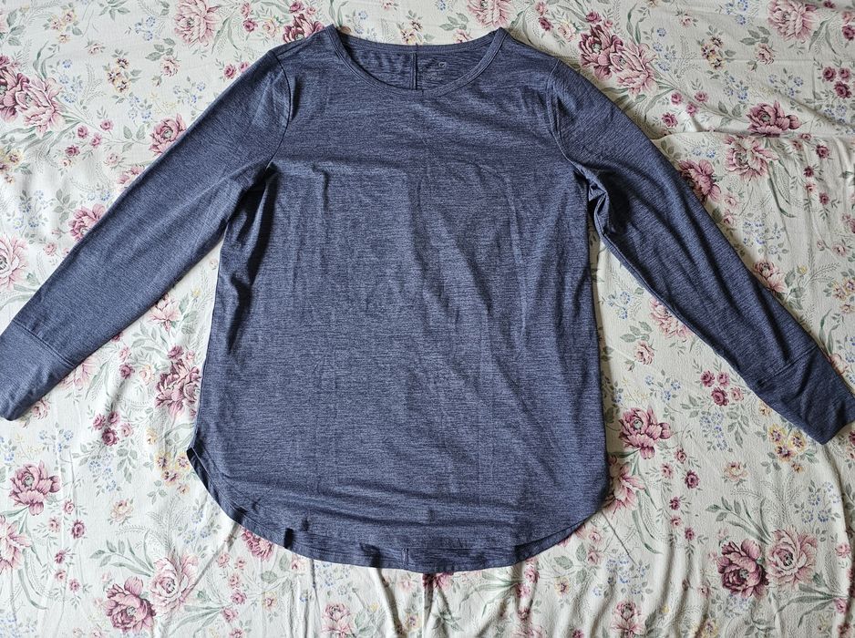 Nowa GAP sportowa bluzka do fitness