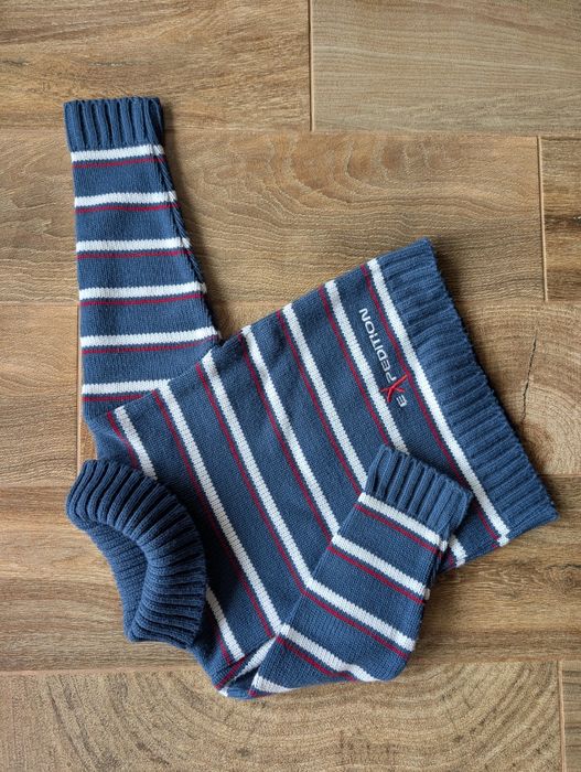 Sweter chłopięcy z golfem 98