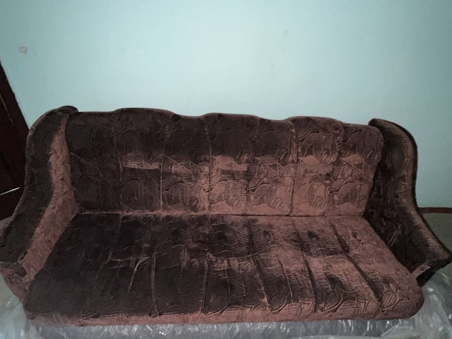 Продам двухспальний диван б/у
