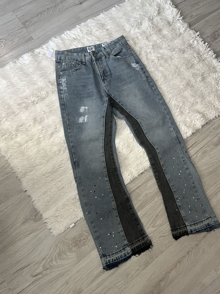 Flared jeans ( фларед джинси )