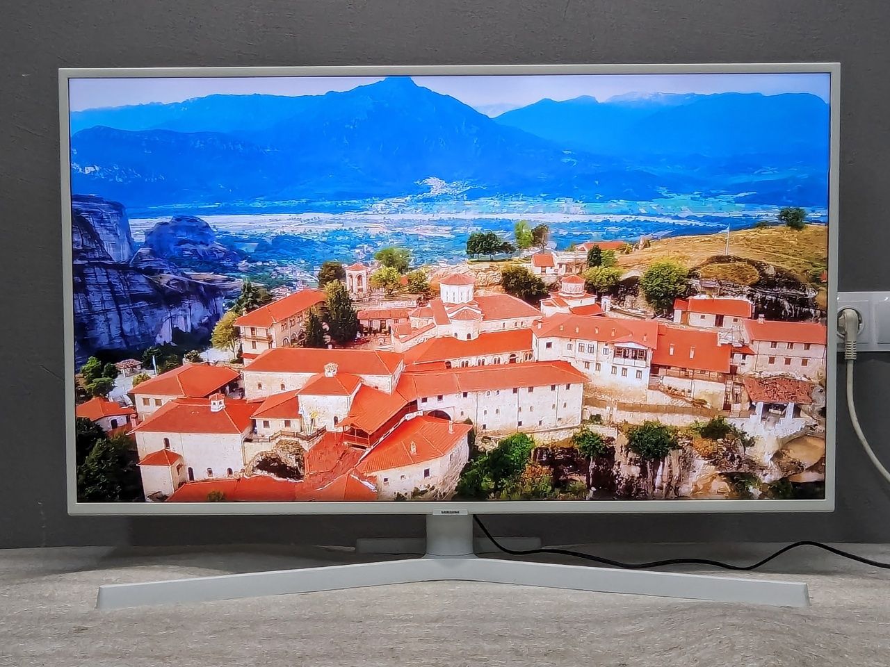 SAMSUNG UE43RU7419U 4K UltraHD SmartTv WiFi / 2019 /