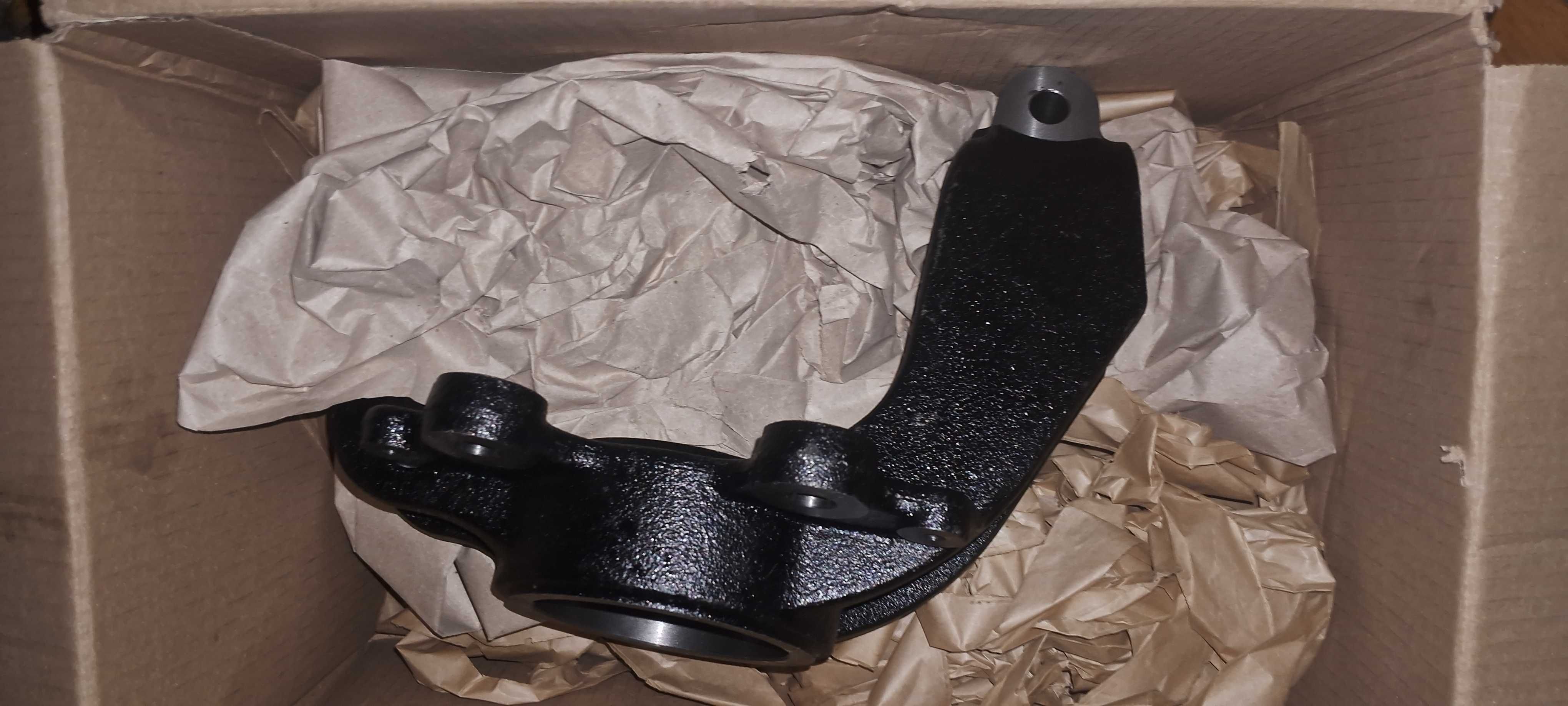 Поворотный кулак Ford Focus 2, 2003-2008. Новый. Китай. NTY.