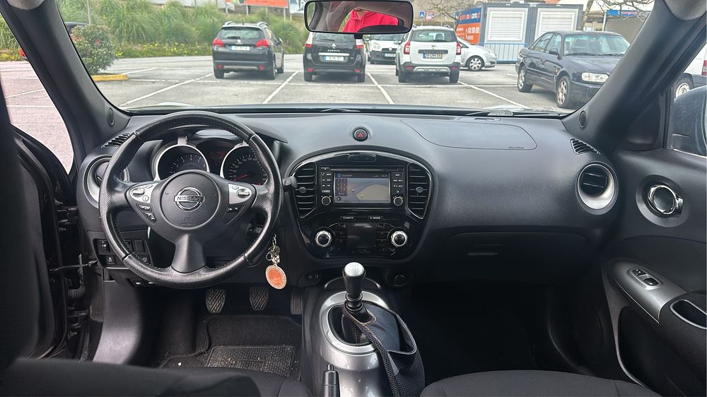 Juke Nissan 1.2 Acent - ano 2015- 42 km