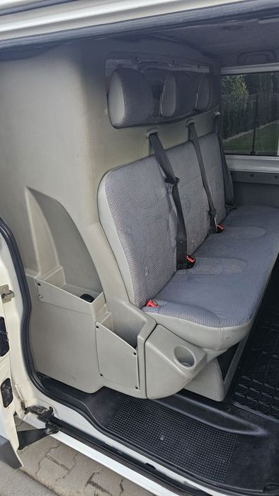Vivaro Trafic Primastar 01-14 fotele ławka tył zabudowa holenderska