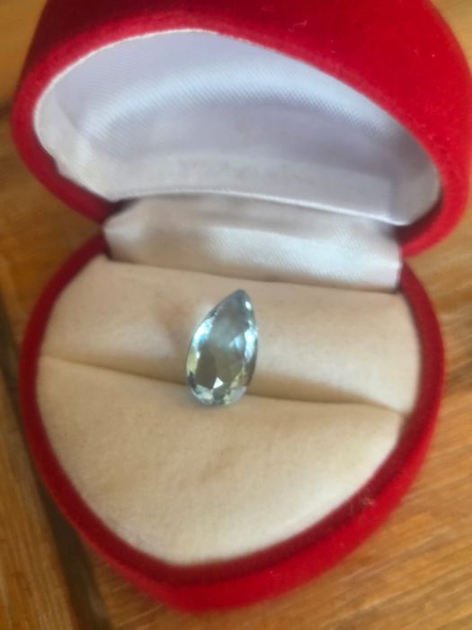 Agua marinha 10kilates