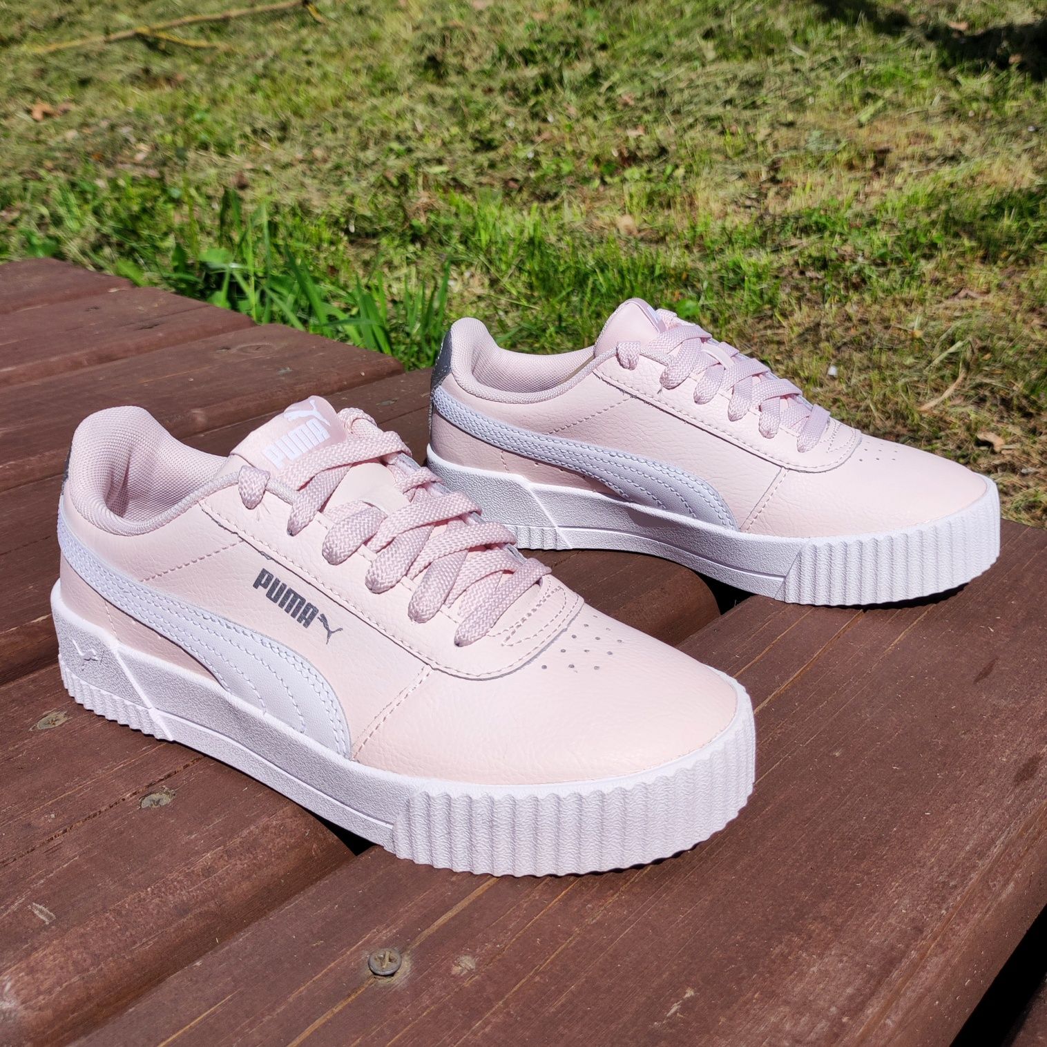 Кросівки кеди шкіряні Puma Carina L JR
(370677-07)
Оригінал!