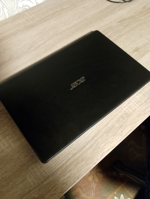 Продам ноутбук офисный