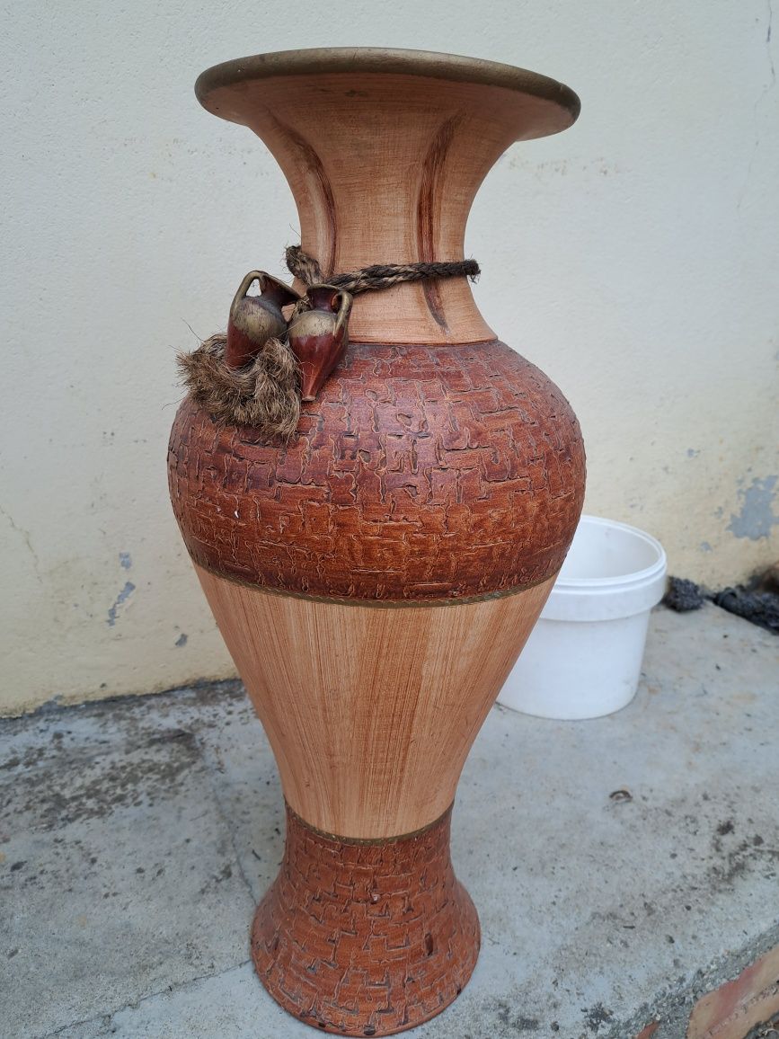 Pote para decoraçâo