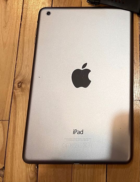 iPad  стан чудовий,але немає коробки