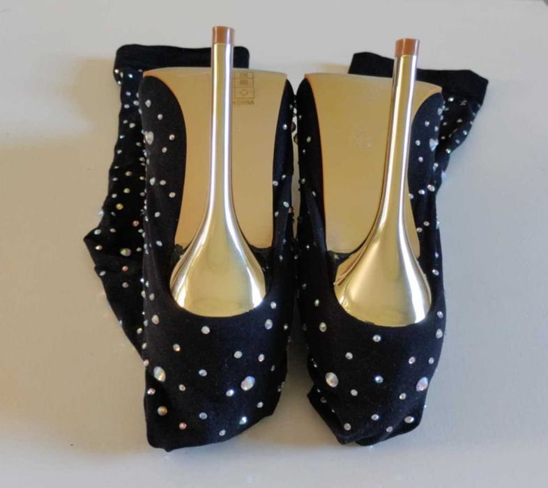 Czarne kozaki szpilki za kolano  – złoty obcas, kryształki, eleganckie