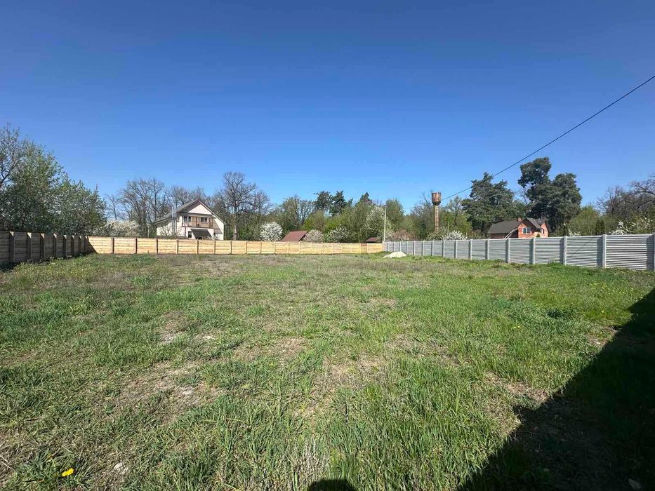 Продам земельну ділянку 10 сот в смт Ворзель, вул. Мічуріна!