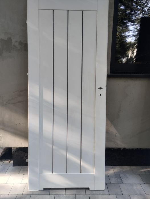 Drzwi wewnętrzne łazienkowe prawe 80 cm