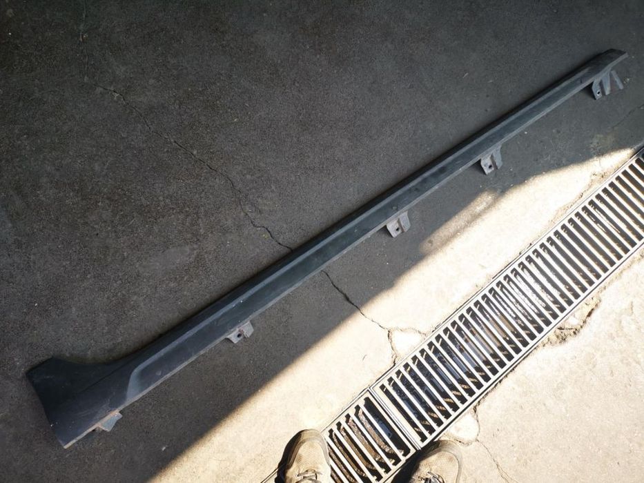 SEAT ARONA EMBALADEIRA DIREITA - Z105