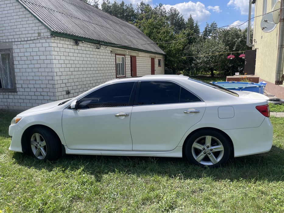 Toyota camry 50 2012р