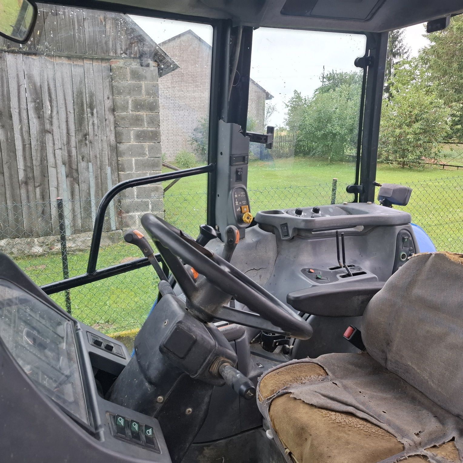 New Holland Ts 100