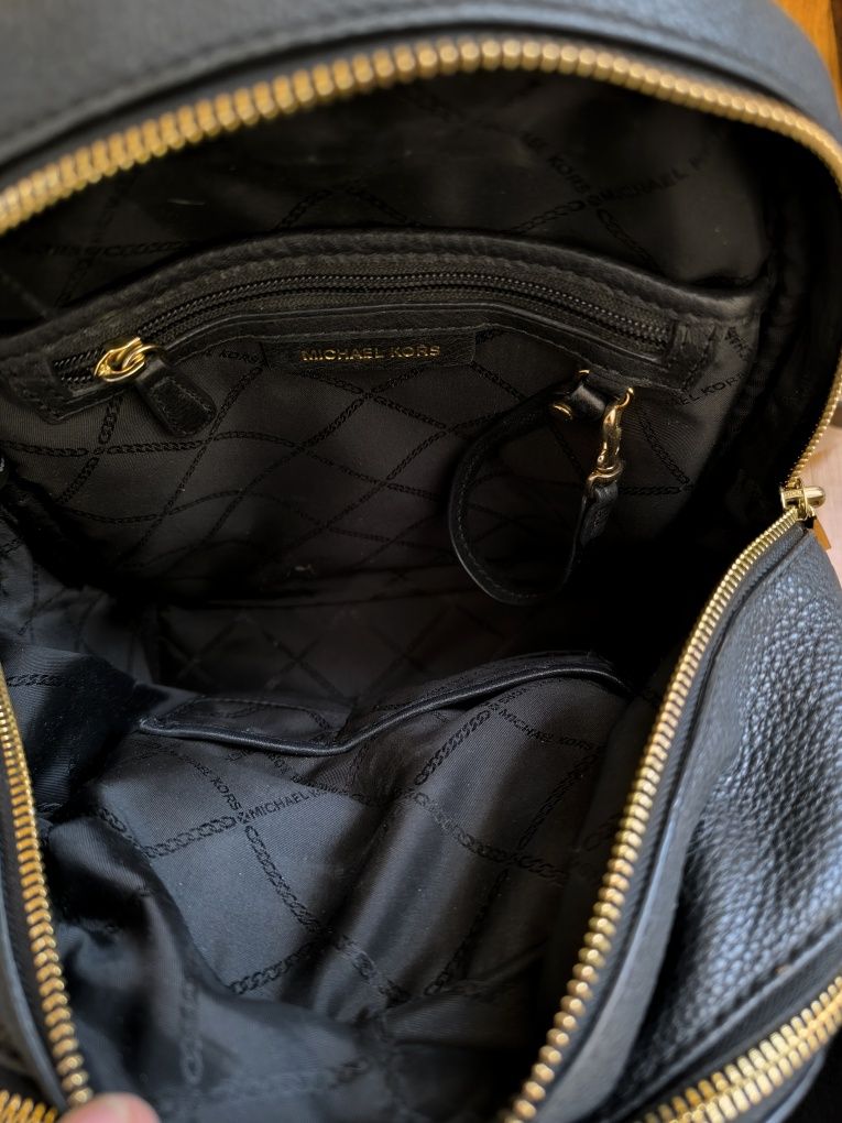 Michael Kors oryginalny plecak Rhea Zip z ćwiekami
