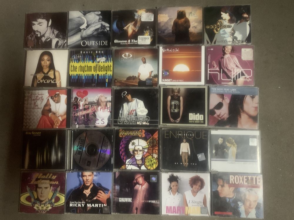 Single z lat 90 tych i nowsze