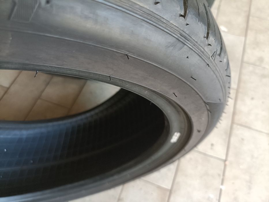 Pneus 215/45/17 semi novos