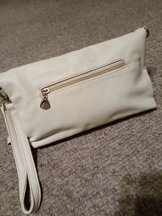 Продам сумку клатч