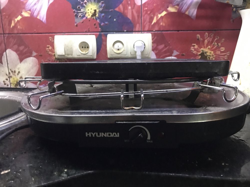 Електричний гриль HYUNDAI