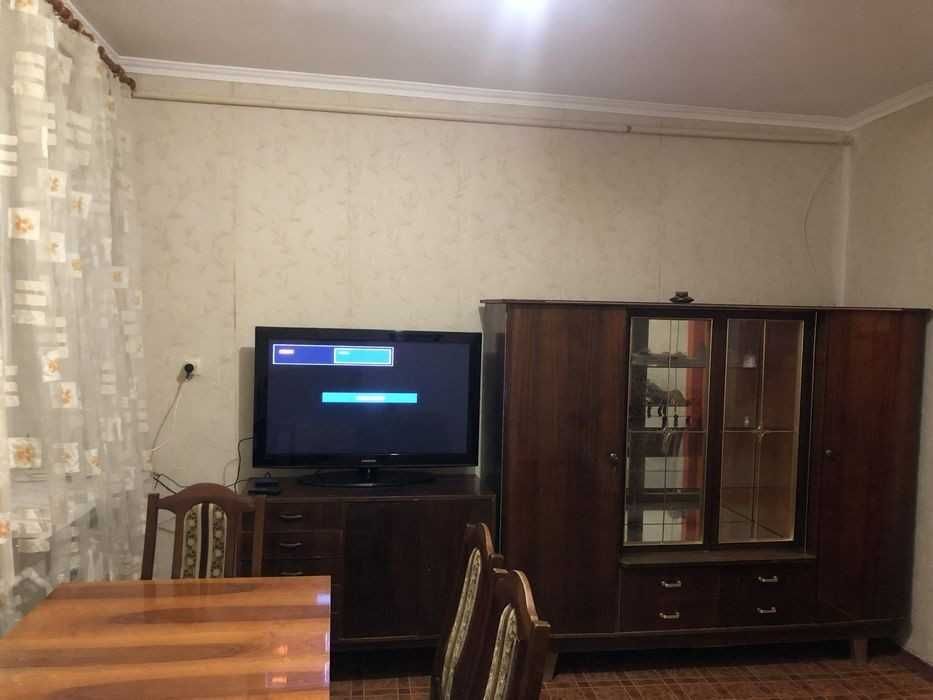ПРОДАМ 3-кімнатну квартиру на Слобідці, Слободский ринок