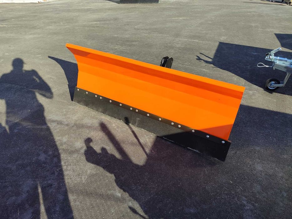 Pług do śniegu odśnieżarka 1,5-3,0m od ręki szybki dojazd WOL-MET