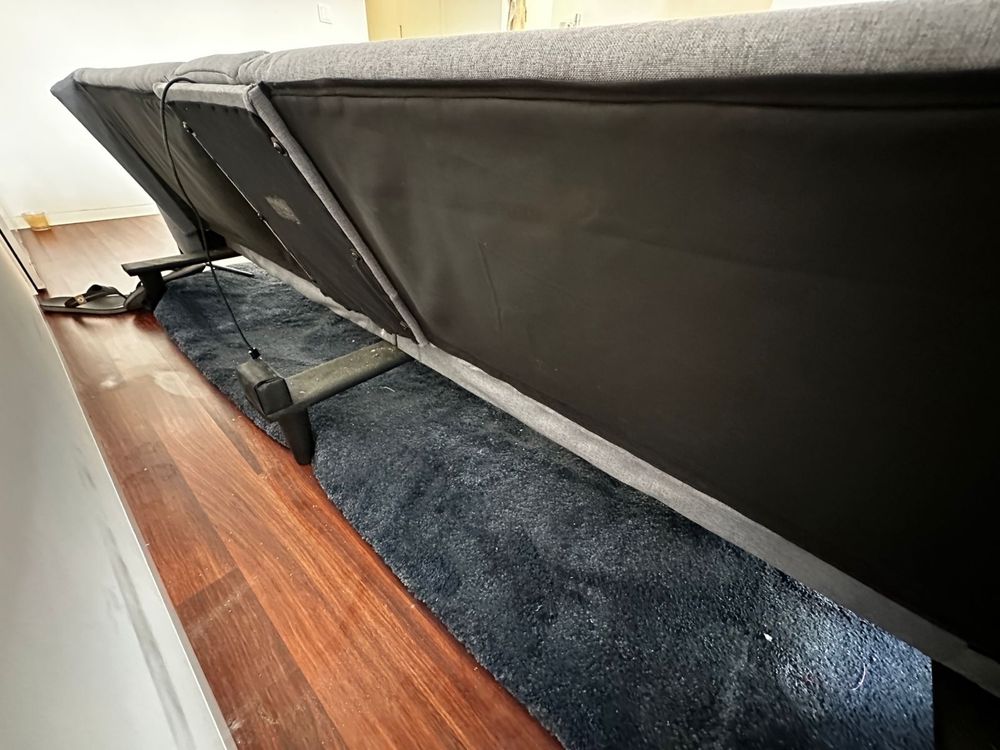 Sofá-Cama com Suportes para Copos Tecido Cinzento-Claro