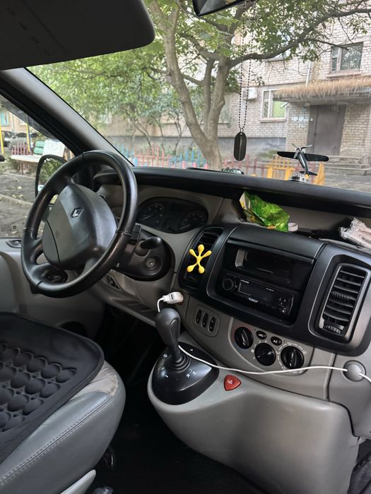 Renault Trafic long 150 2,5CDI 2007 р