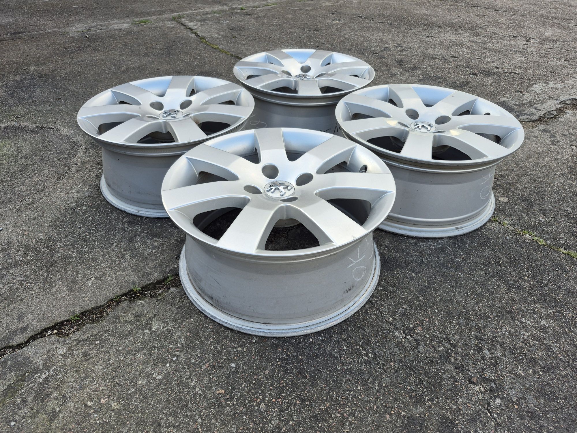 Felgi Alu Oryg PEUGEOT 308,  3008 4x108 7J 16 Cali ET 32