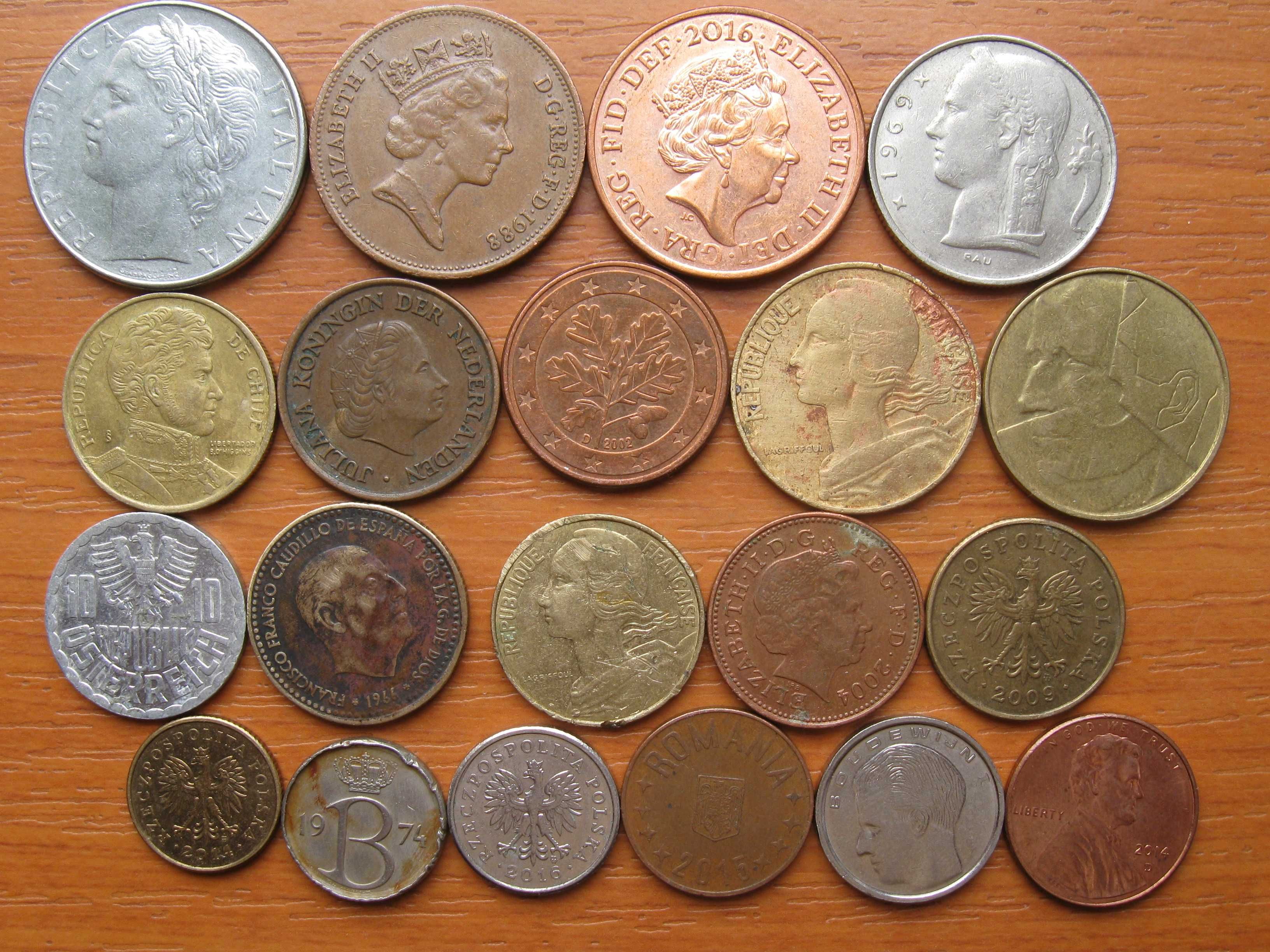 20 разных монет №113