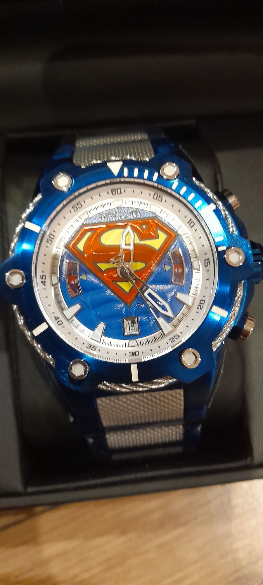 Invicta Superman DC Comics