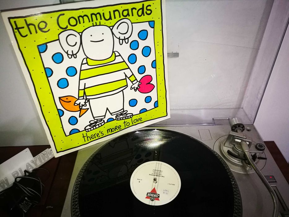 COMMUNARDS   (DANCE-POP) - There's More  To Love  MAXI