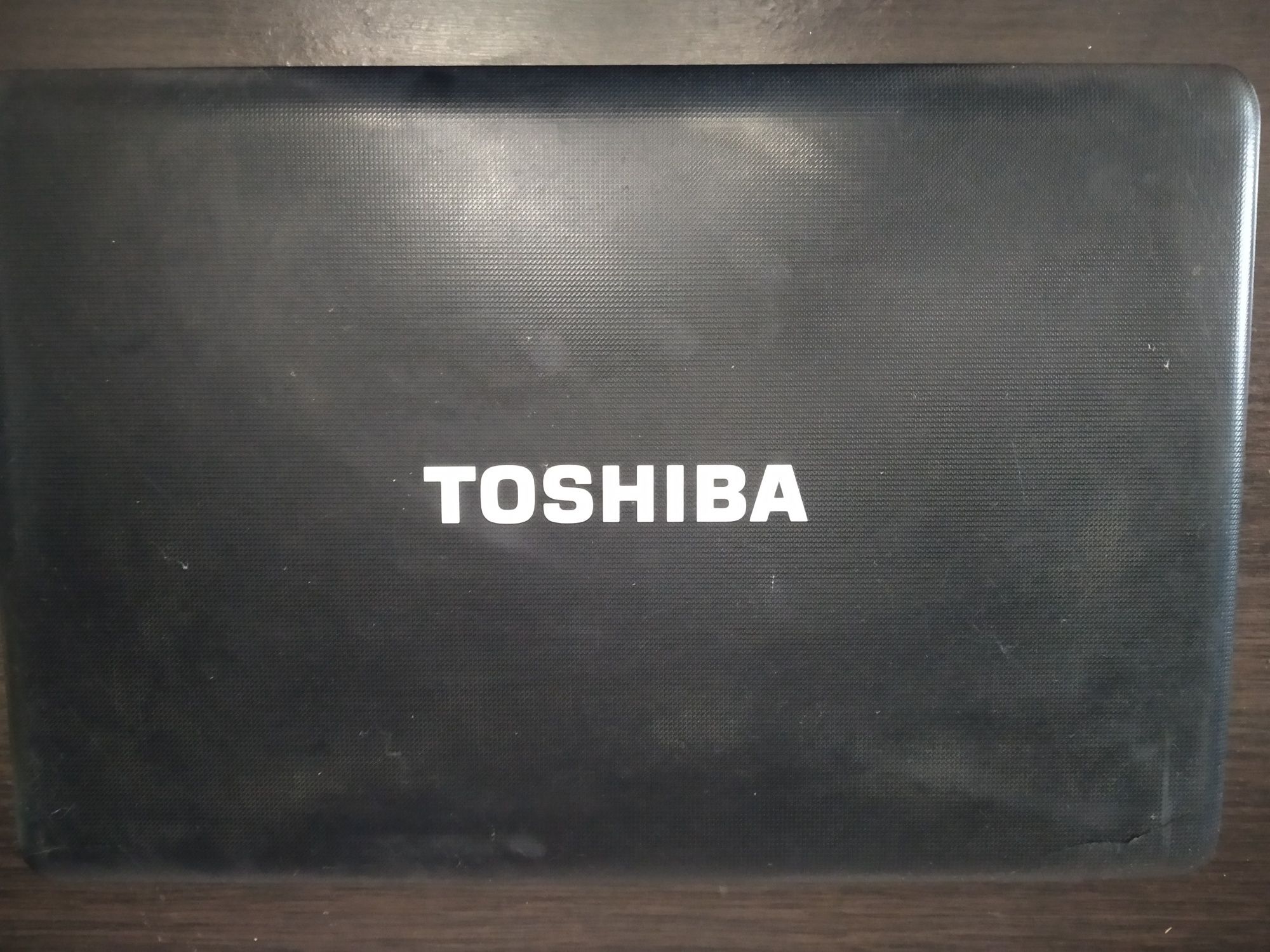 Ноутбук  TOSHIBA