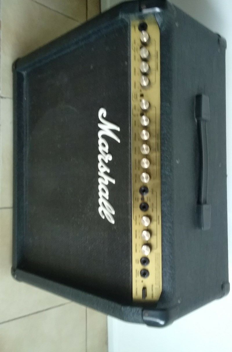 Amplificador Marshall Valvestate de 80w