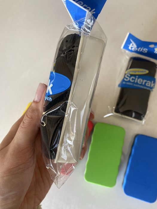 NOWE gąbki magnetyczne do tablicy suchoscieralnej 6 sztuk