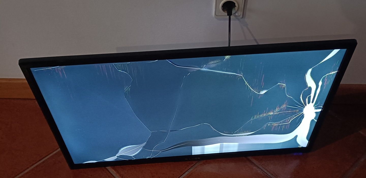 TV LED c/ 32 Polegada