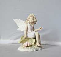 Porcelanowa figurka elfa/aniołka - The Leonardo Collection