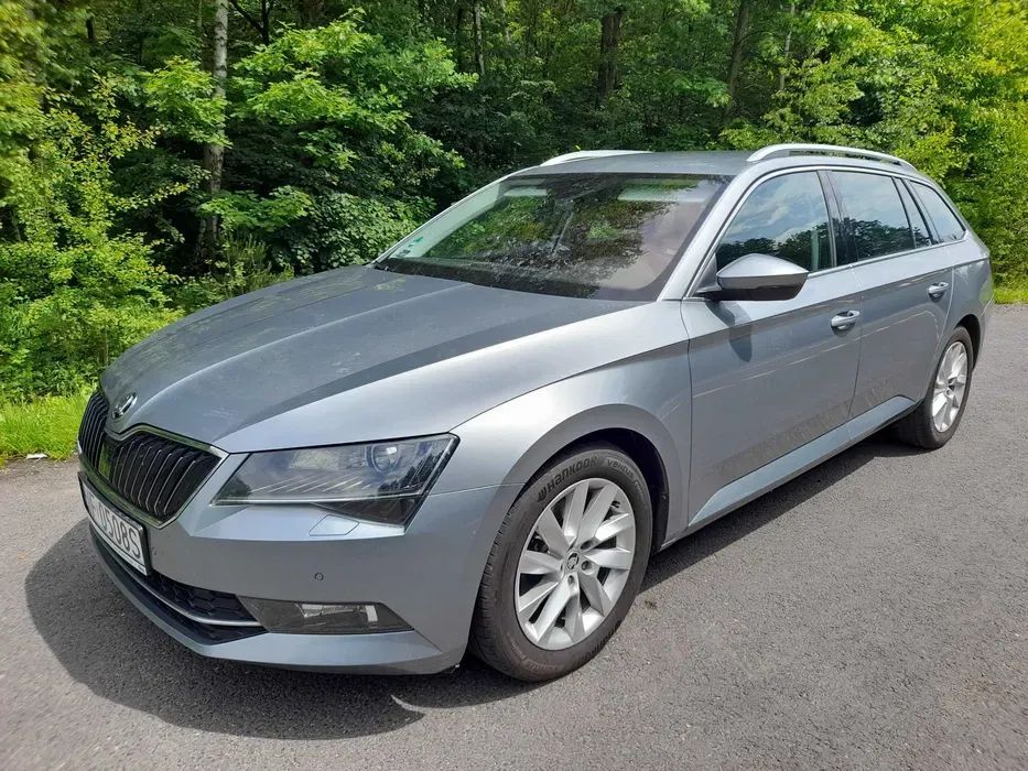 Skoda Superb Superb 2,0 TDI Style - Stan BDB
