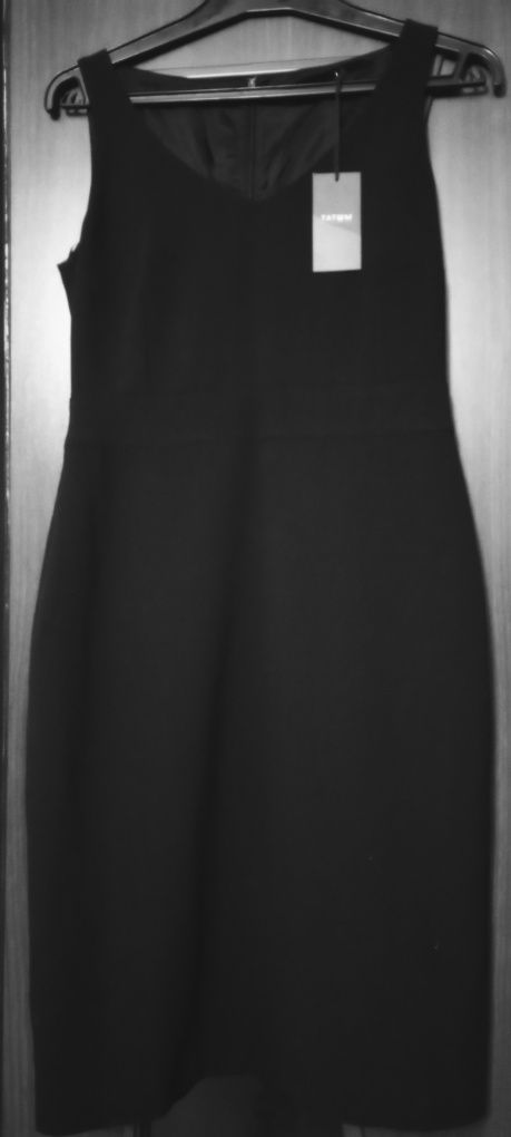 Sukienka Tatuum "mała czarna" 38