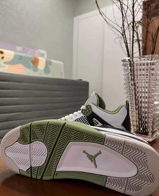 Nike Air Jordan 4 Retro Seafoam Eu 43
