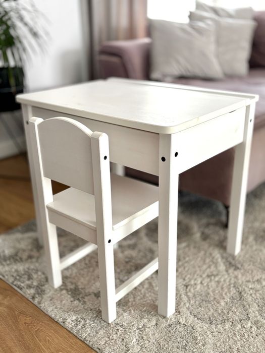 Stolik z otwieranym blatem + krzesełko SUNDVIK IKEA