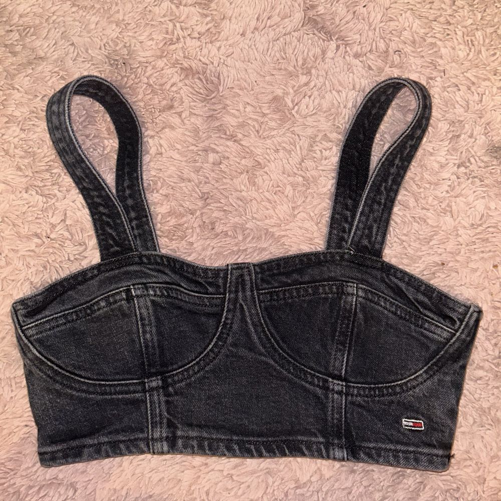 Jeansowy crop top Tommy Hilfiger