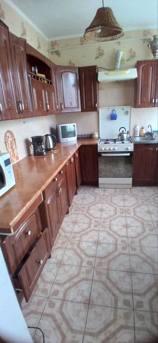 Продам 4 кім. квартиру в м. Вільнянську