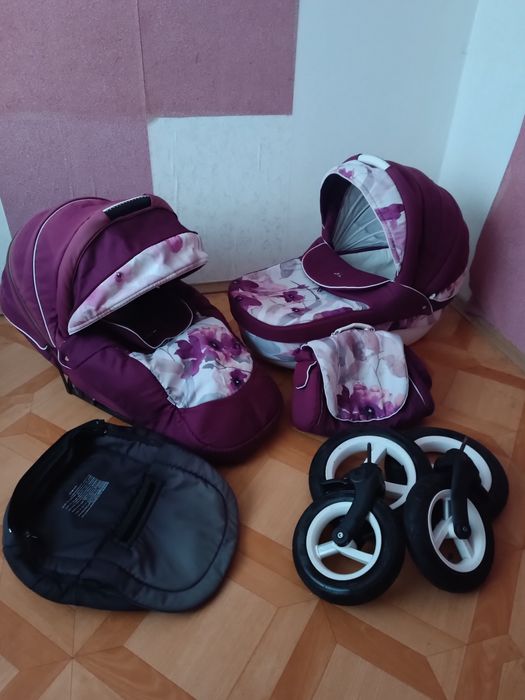 Продам люльку от коляски Адамекс