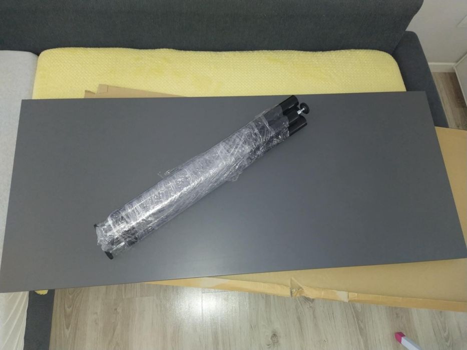 Biurko IKEA LAGKAPTEN, 140x60 cm