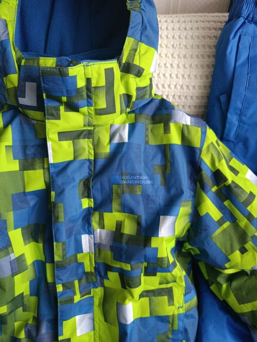 Новий термо набір mountain warehouse, 7-8р,зимова куртка і штани