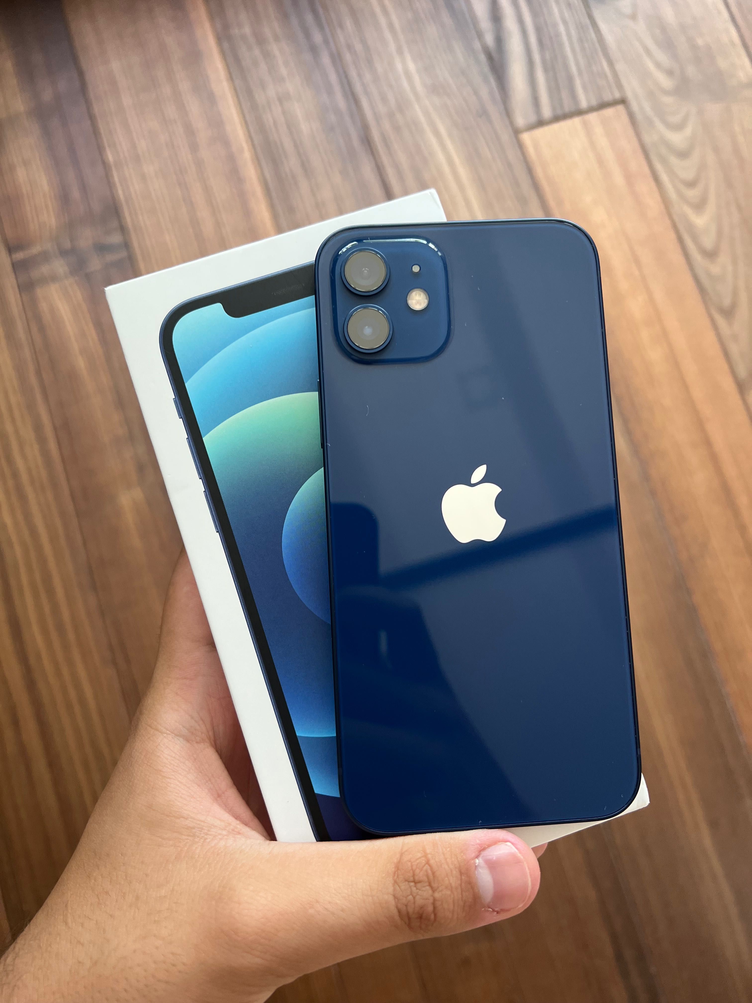 IPhone 12 на iCloud на запчастини або відновлення