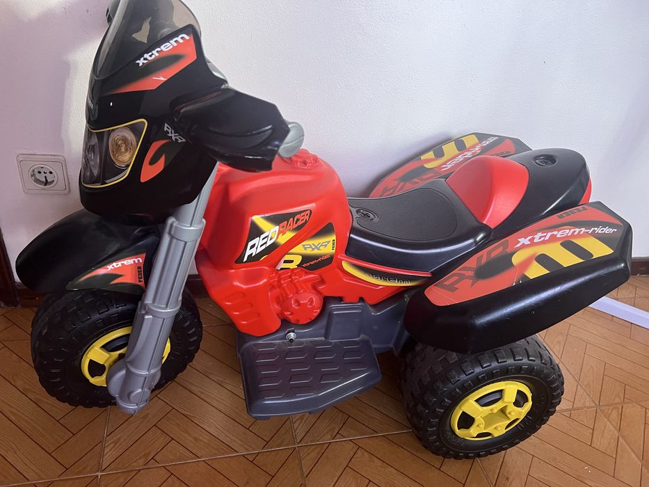 Vendo motas de criança