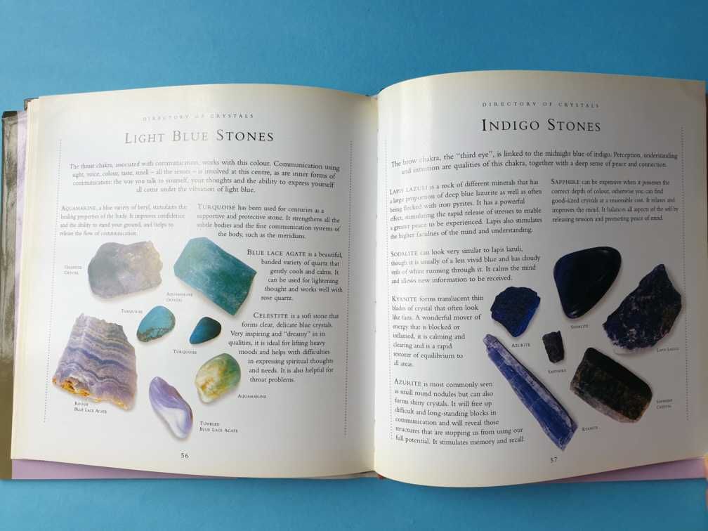 Livro "Crystals and Crystal Healing"