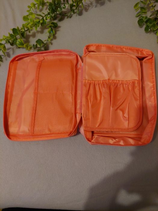 Nowa przenośna torba na kosmetyki